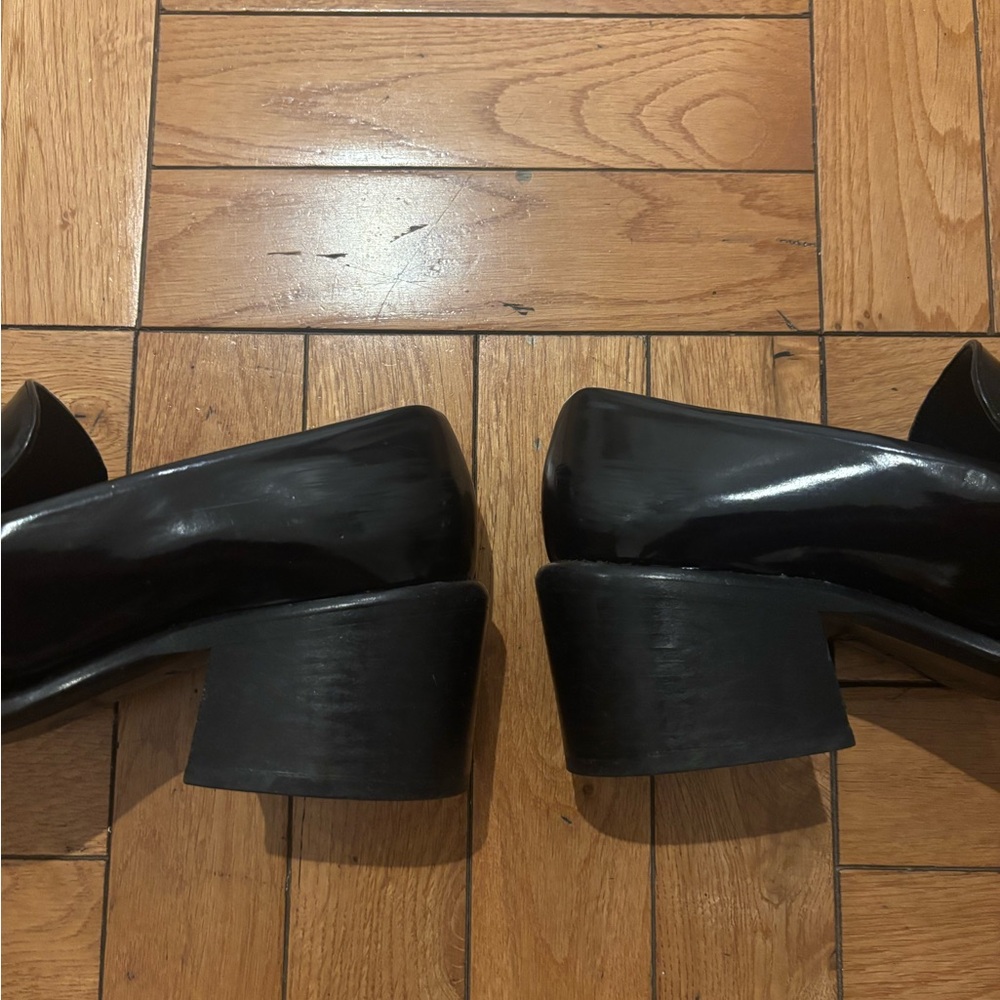 Prada Black Leather Loafers Classic Flats - Picture 2 of 4